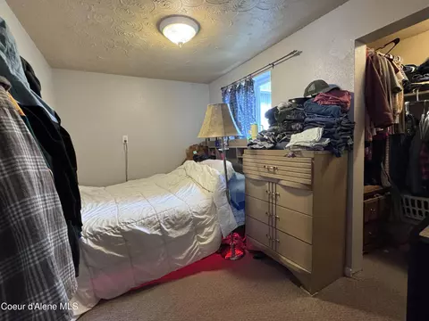Bedroom - 706 B St, Pinehurst, ID 83850 photo 2 of 2