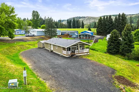 445 Rimrock Dr, Saint Maries, ID 83861