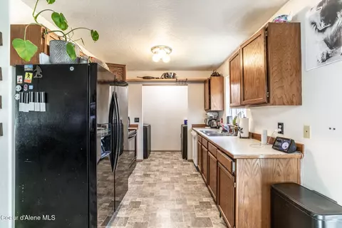 Kitchen - 51 E 55 E Ryan Dr, Hayden, ID 83835 photo 5 of 5