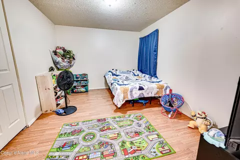 Bedroom - 214 Cypress St, Wallace, ID 83873 photo 4 of 5