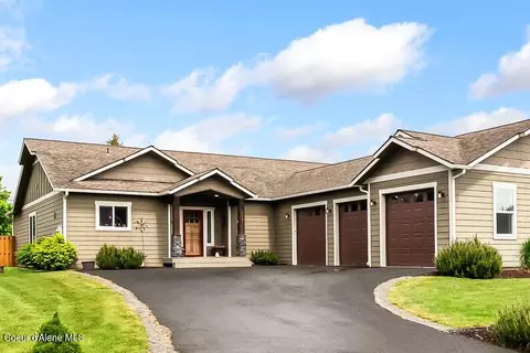 113 Crooked Ear Dr, Sandpoint, ID 83864