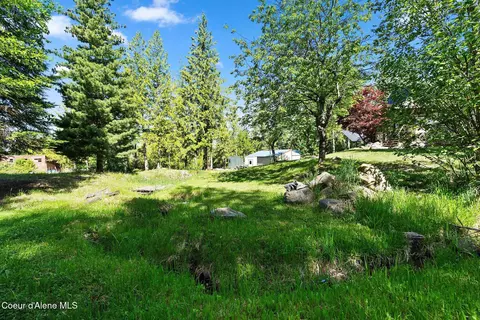 Exterior - 910 Otts Rd, Sagle, ID 83860 photo 5 of 8