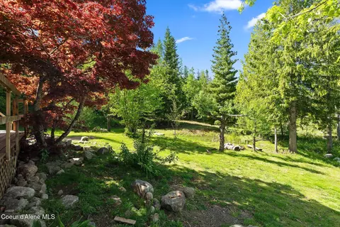 Exterior - 910 Otts Rd, Sagle, ID 83860 photo 4 of 8