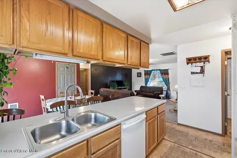 Kitchen - 900 E Shasta Ave, Post Falls, ID 83854 photo 4 of 4