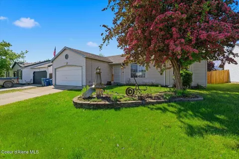 Exterior - 900 E Shasta Ave, Post Falls, ID 83854 photo 3 of 9