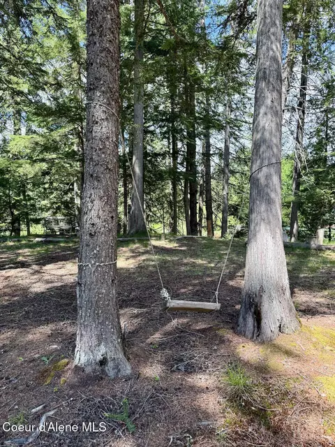 Exterior - 8213 Rapid Lightning Rd, Sandpoint, ID 83864 photo 11 of 17