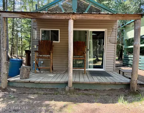 Exterior - 8213 Rapid Lightning Rd, Sandpoint, ID 83864 photo 2 of 17