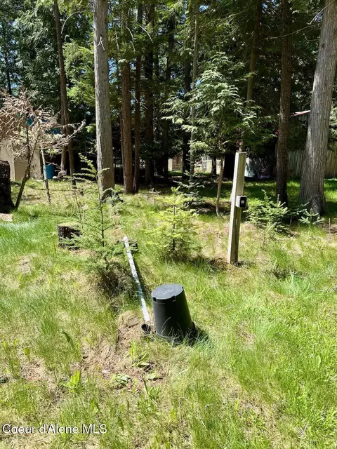 Exterior - 8213 Rapid Lightning Rd, Sandpoint, ID 83864 photo 9 of 17