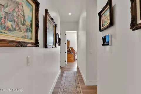 Entry Way - 8108 W Splitrail Ave, Rathdrum, ID 83858 photo 3 of 4