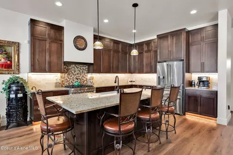 Kitchen - 8108 W Splitrail Ave, Rathdrum, ID 83858 photo 2 of 8