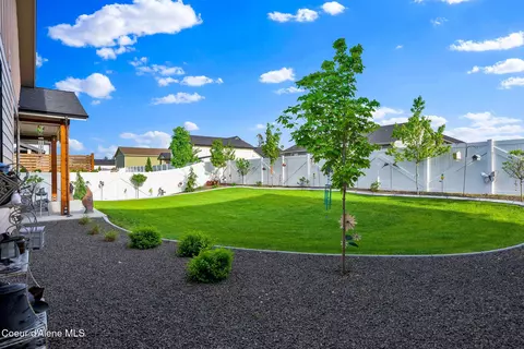Exterior - 8108 W Splitrail Ave, Rathdrum, ID 83858 photo 14 of 18