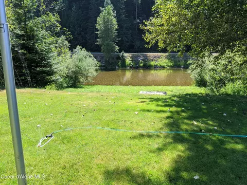 10667 Old River Rd, Kingston, ID 83839
