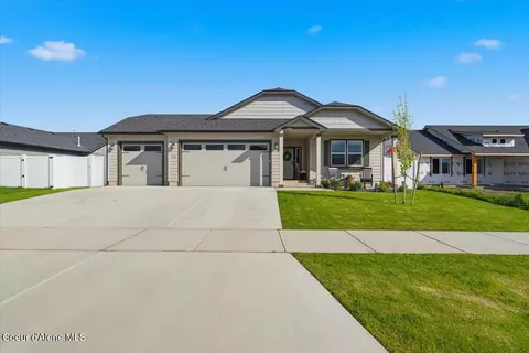 6150 W Ballentree Ln, Rathdrum, ID 83858