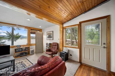 448 Rocky Point Loop Rd, Plummer, ID 83851 photo 9