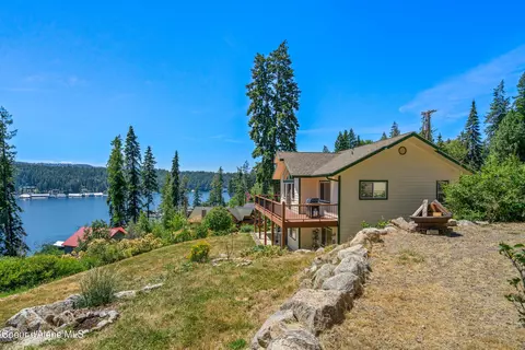 17544 E Arapaho Rd, Bayview, ID 83803