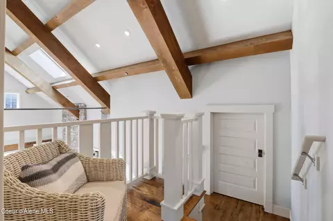 Entry Way - 6492 S Old Barn Rd, Harrison, ID 83833 photo 5 of 5