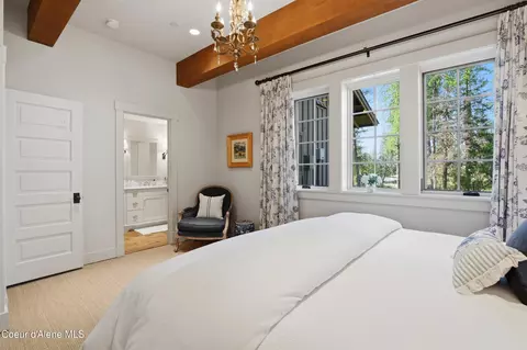 Bedroom - 6492 S Old Barn Rd, Harrison, ID 83833 photo 6 of 20