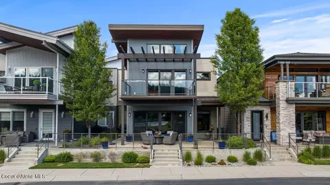 1595 W Bellerive Ln, Coeur D'alene, ID 83814