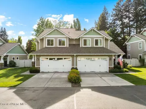 9091 N Piper Ct, Hayden, ID 83835