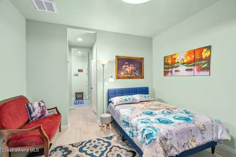 Bedroom - 275 F St, Plummer, ID 83851 photo 3 of 5
