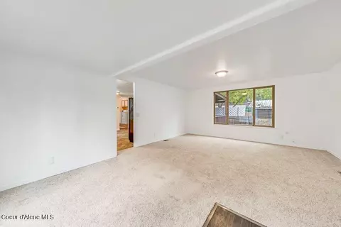 Living - 3075 E Collingwood Ave, Post Falls, ID 83854 photo 2 of 5