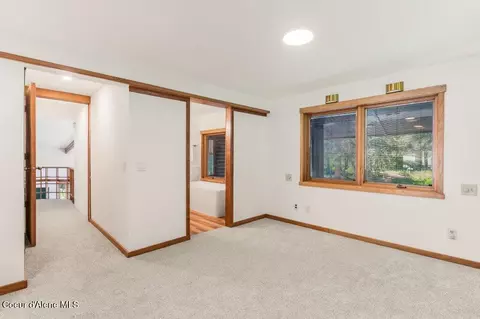 Bedroom - 8473 E Apache Trl, Athol, ID 83801 photo 7 of 10