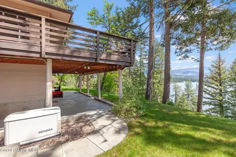 Exterior - 5977 E Mcmahon Rd, Hayden, ID 83835 photo 4 of 8