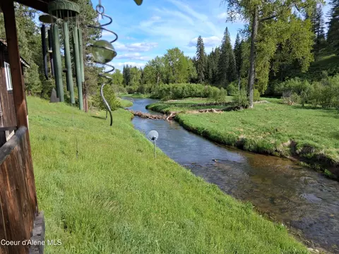 141 Brook Ln, Fernwood, ID 83830