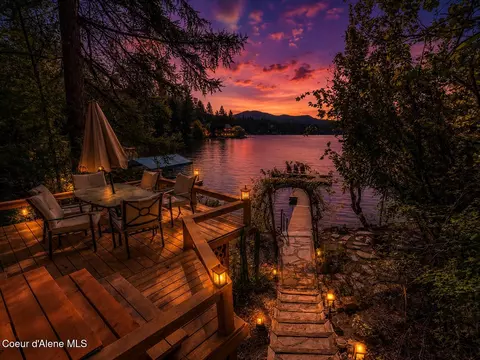35003 E Hayden Lake Rd, Hayden, ID 83835