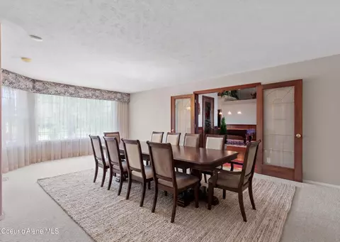 Dining - 5522 E Aripa Rd, Harrison, ID 83833 photo 2 of 2