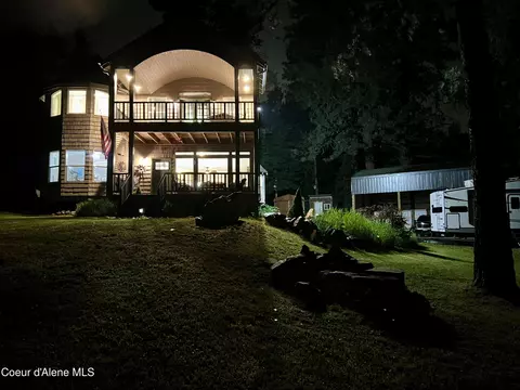 6786 E Cartwright Rd, Coeur D'alene, ID 83814