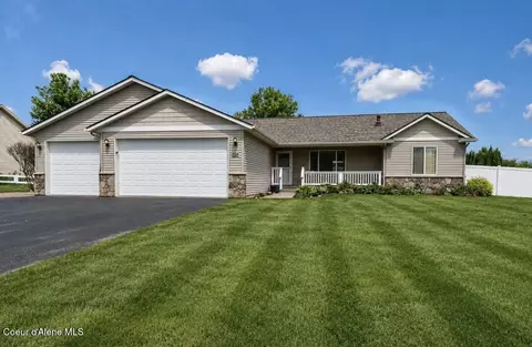 2104 W Evening Star Rd, Post Falls, ID 83854