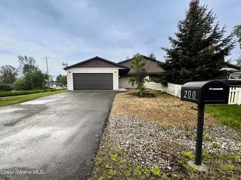 200 Brittany Loop, Kootenai, ID 83840