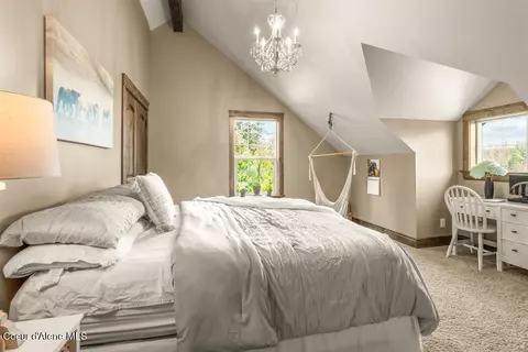 Bedroom - 15 Sandi Ln, Heron, MT 59844 photo 5 of 9