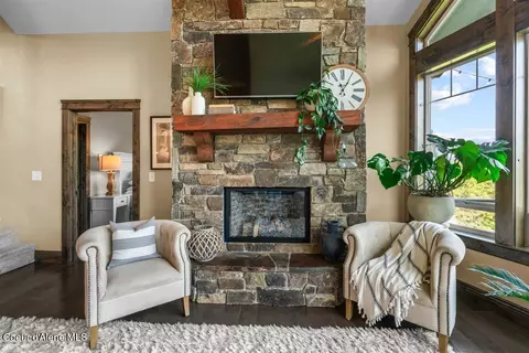 Living - 15 Sandi Ln, Heron, MT 59844 photo 1 of 4