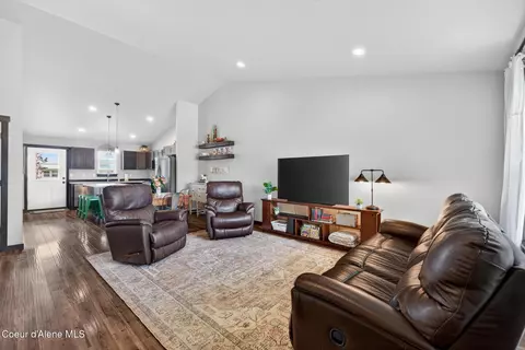 Living - 1487 E Yellowstone Ave, Post Falls, ID 83854 photo 1 of 2