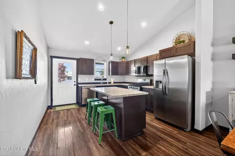 Kitchen - 1487 E Yellowstone Ave, Post Falls, ID 83854 photo 1 of 4