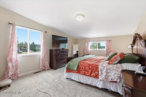 Bedroom - 3061 E Lancaster Rd, Hayden, ID 83835 photo 3 of 4