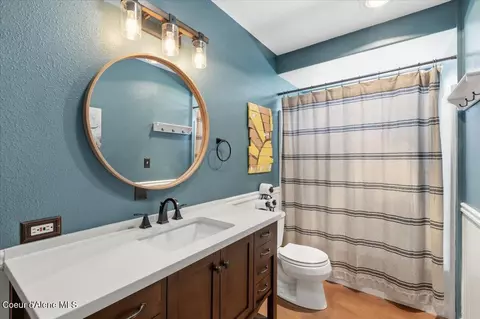Bath - 3061 E Lancaster Rd, Hayden, ID 83835 photo 1 of 2