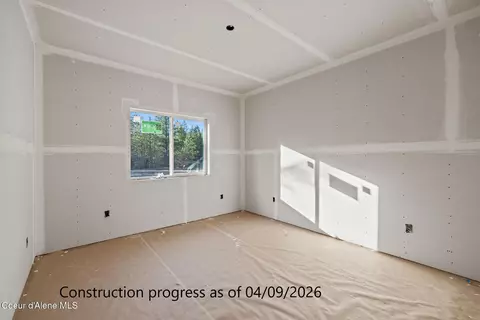 Bedroom - 7741 E Howard Rd, Athol, ID 83801 photo 1 of 2