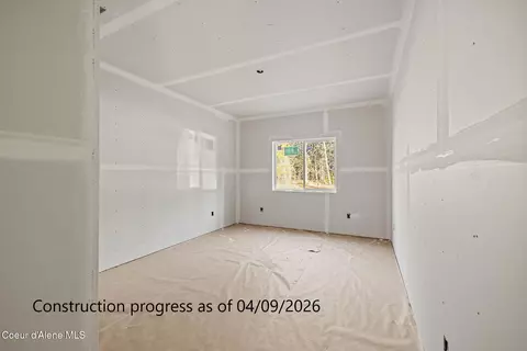 Bedroom - 7741 E Howard Rd, Athol, ID 83801 photo 2 of 2