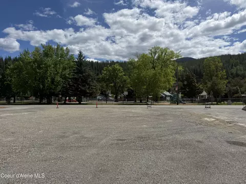 Nna Main St, Smelterville, ID 83868