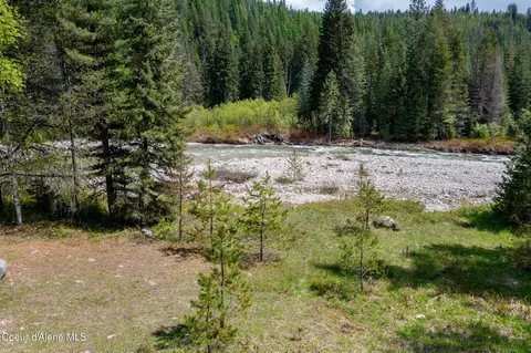 10267 Upper Pack River Rd, Sandpoint, ID 83864 photo 9