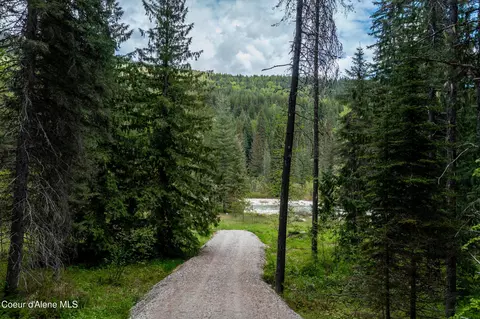 10267 Upper Pack River Rd, Sandpoint, ID 83864 photo 4
