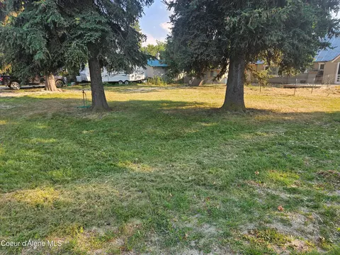 Exterior - 104 N Mill St, Clark Fork, ID 83811 photo 9 of 11