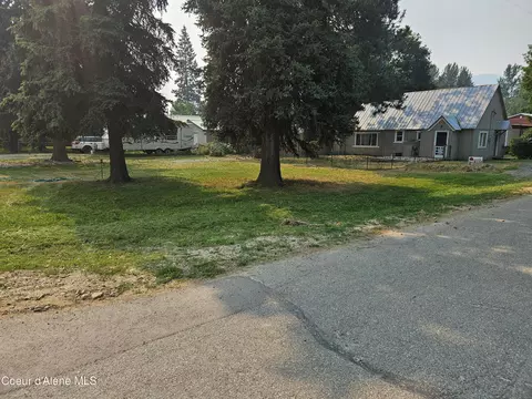 Exterior - 104 N Mill St, Clark Fork, ID 83811 photo 8 of 11