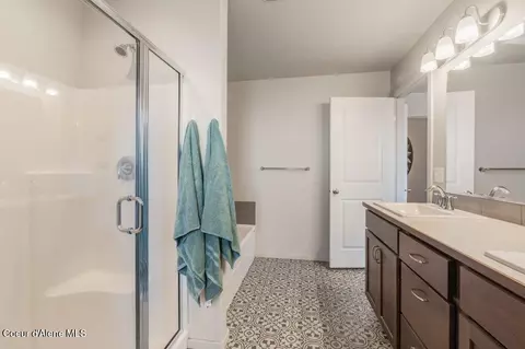 Bath - 616 E Beecher Ave, Post Falls, ID 83854 photo 3 of 4