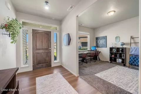 Entry Way - 616 E Beecher Ave, Post Falls, ID 83854 photo 1 of 8