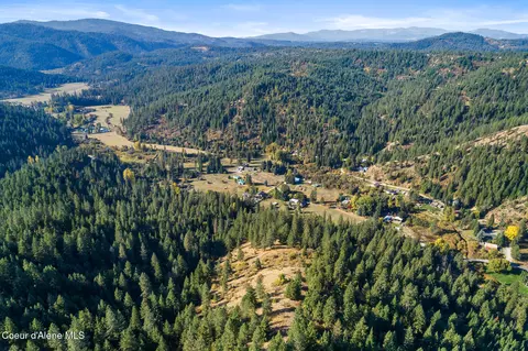Nka W Wolfs Lodge, Coeur D'alene, ID 83814