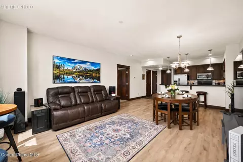 2050 N Main St #211, Coeur D'alene, ID 83814